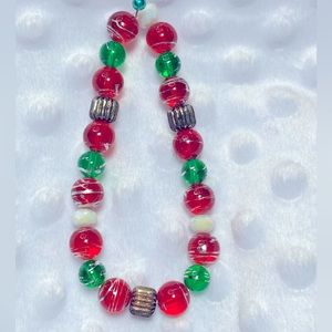 Festive Christmas Beaded Bracelet